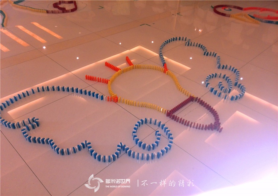 青春洋溢，放飛夢想——人大附中多米諾創意體驗營