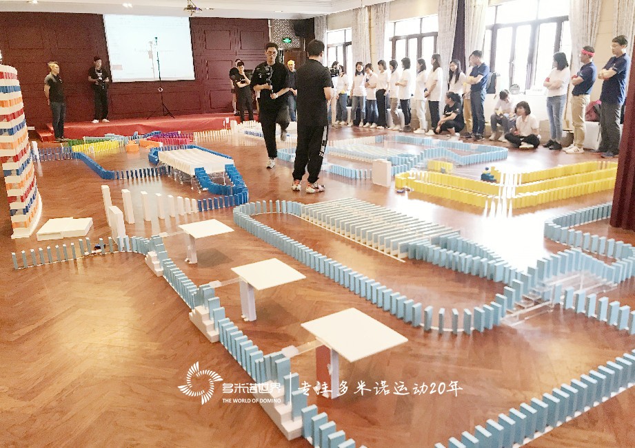 以多米諾骨牌的方式詮釋新藥開發之旅